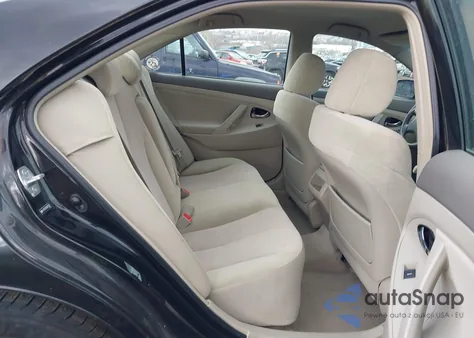 2010 Toyota Camry z USA, uszkodzony, nr VIN 4T1BF3EK3AU021014